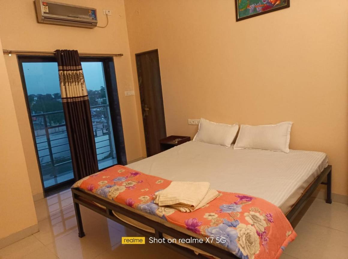 Hotel Hariram Tower Wardha 外观 照片