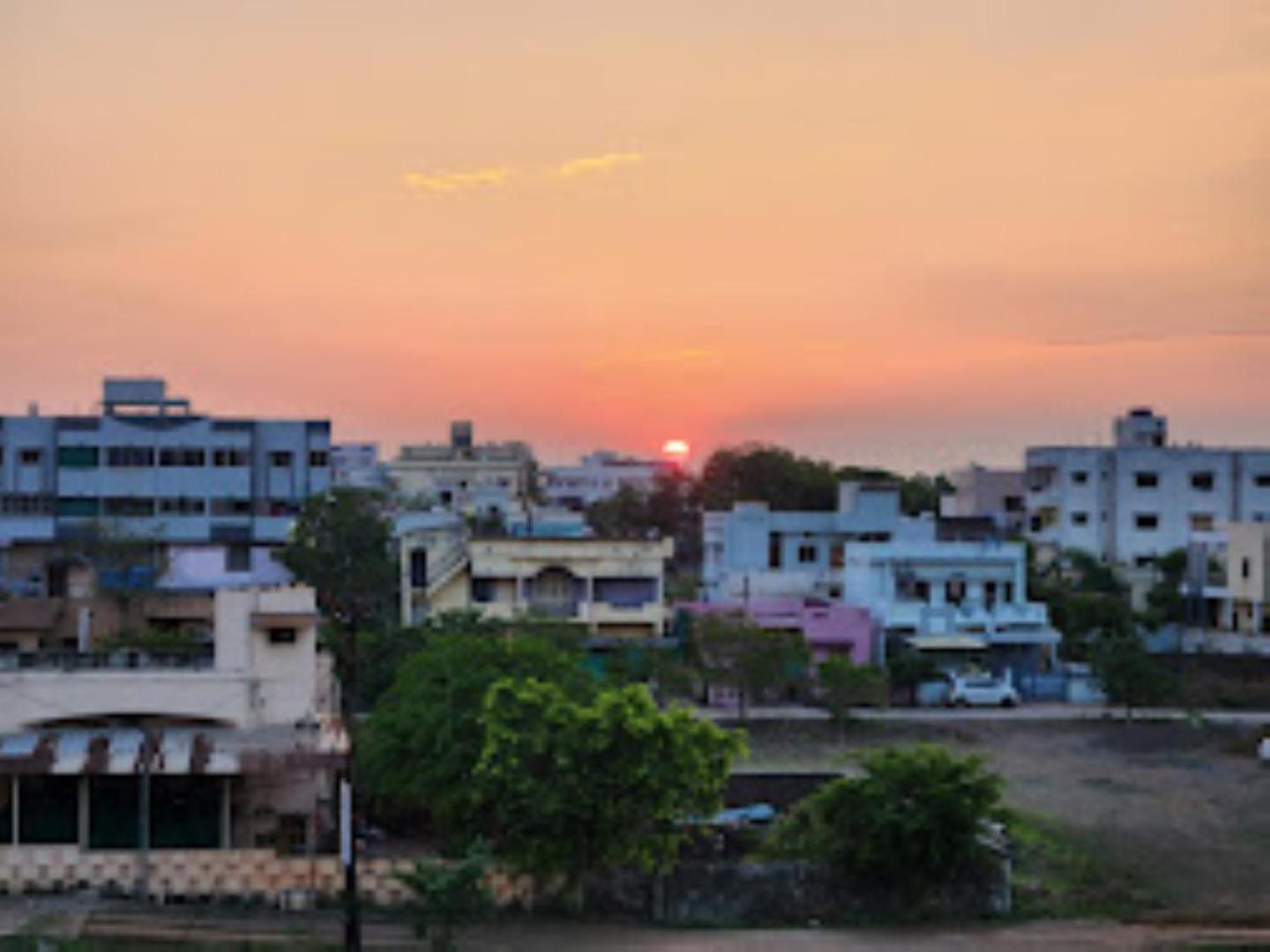 Hotel Hariram Tower Wardha 外观 照片